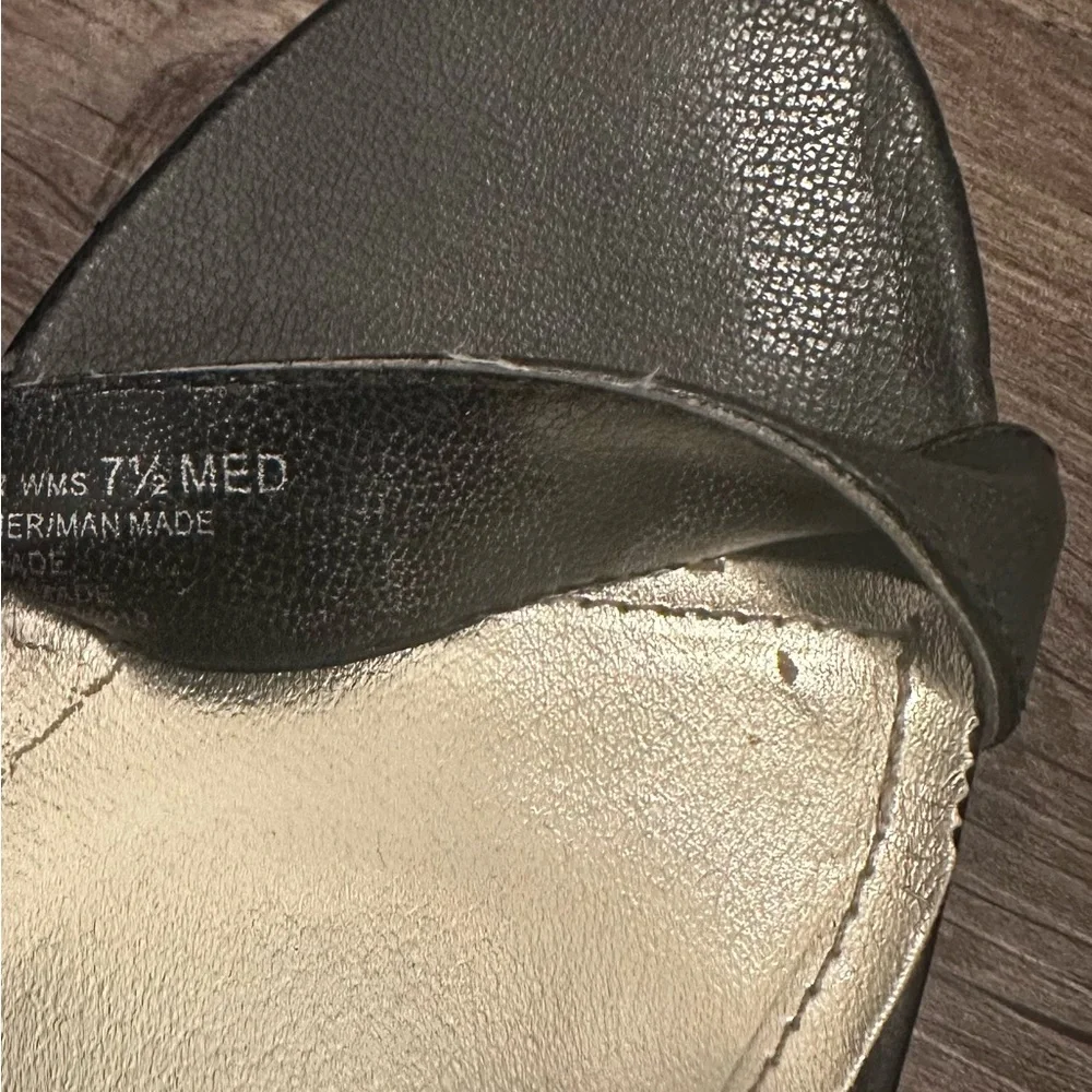 Black KENNETH COLE REACTION Ankle Strap Leather Women Shoes - Size 7.5 - Picture 12 of 14